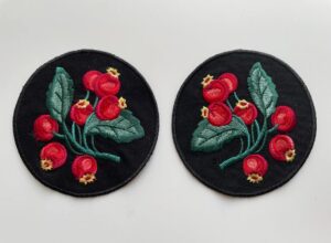 Hawthorn Berry Christmas Holly Flower Patch Iron On Sew On Full Embroidered Patch Appliqués Badge